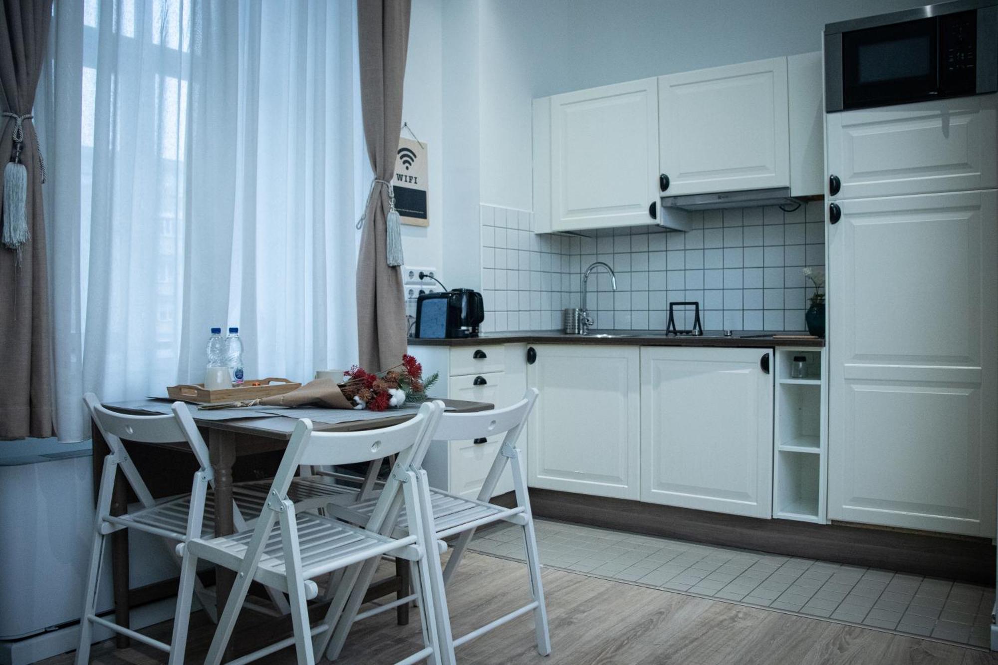 House4You - Balcescu Бухарест Экстерьер фото