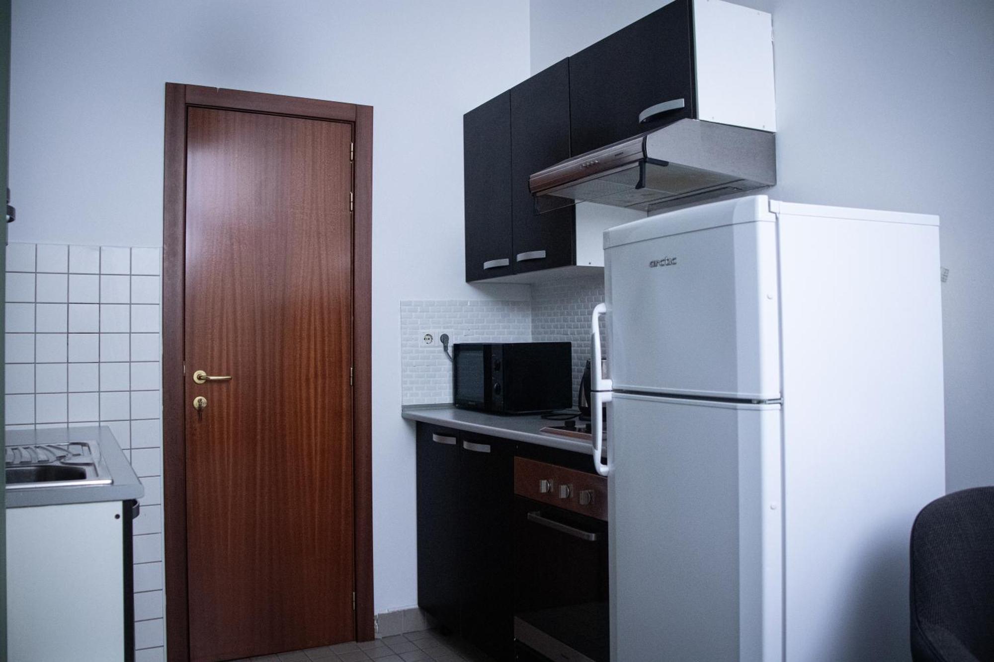 House4You - Balcescu Бухарест Экстерьер фото